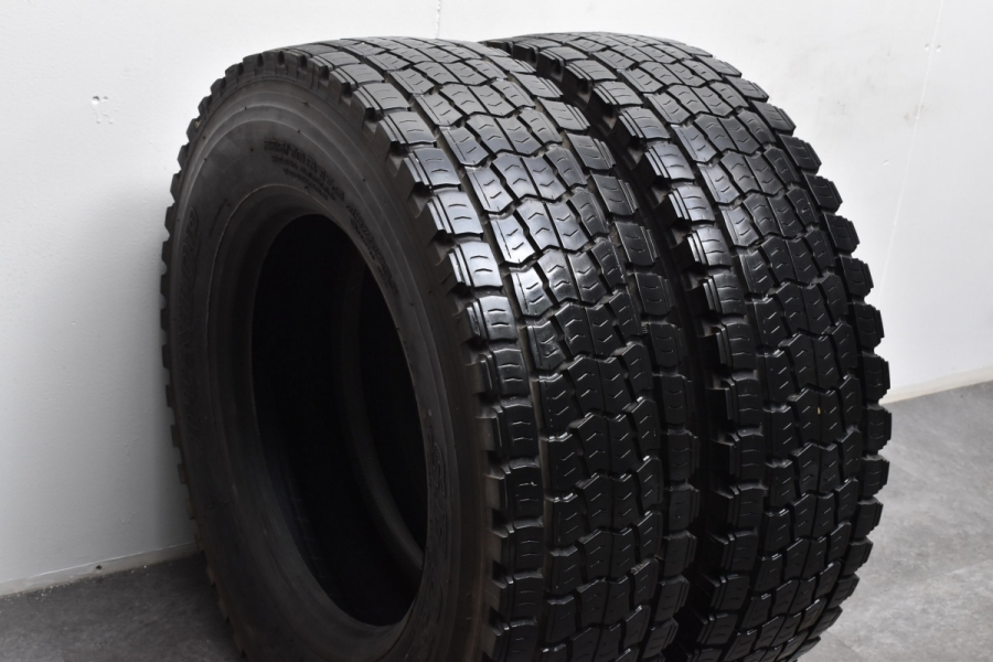 トラック用スタッドレス】ダンロップ SP030 235/70R17.5 127/125J 