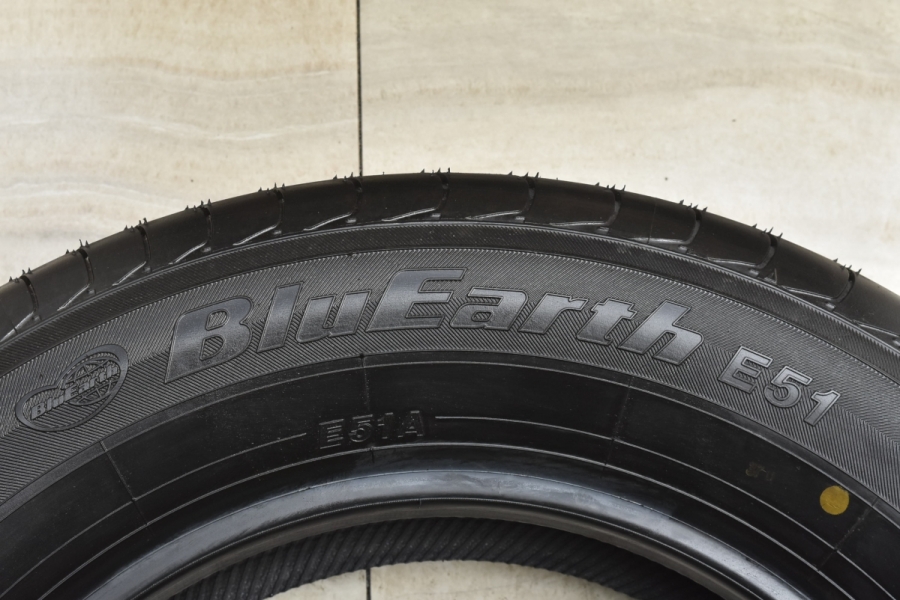 2021年製 新車外し】ヨコハマ ブルーアース E51A 215/65R16 4本 