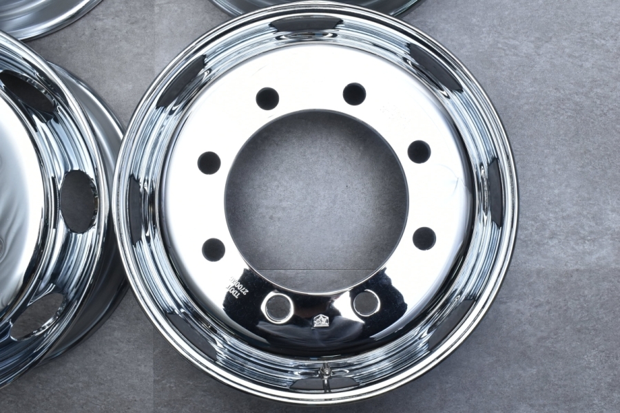 【新品未使用品】北海道 旭川市 RTG 新品ホイール 8穴 19.5インチ PCD275mm 12本セット silverpaint スチール 大型トラック 低床セルフ用 新品未使用品】北海道 旭川市 RTG 新品ホイール 8穴 19.5インチ