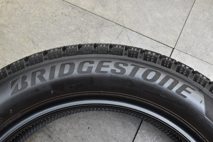 バリ溝】ブリヂストン ブリザック VRX2 205/55R17 4本 90 ノア