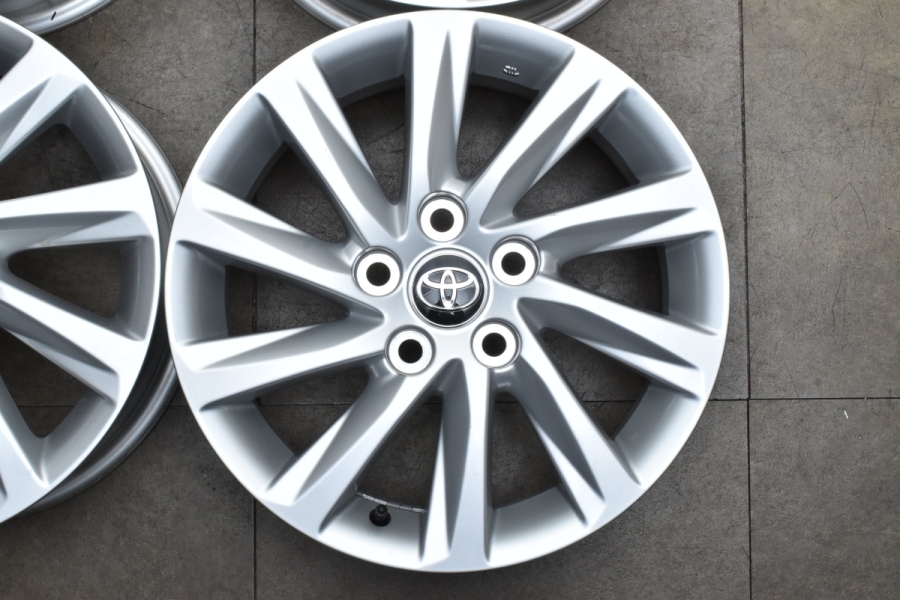 トヨタ純正 90系 ノア ヴォクシー 17×6J +40 PCD114.3 1本 新車外し品】トヨタ 90 ヴォクシー 純正 17in 6J +40 PCD114.3 4