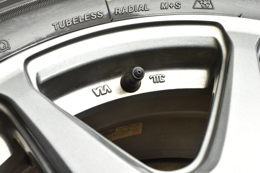 2021年製 バリ溝】Devotion 16in 6.5J +48 PCD114.3 ブリヂストン