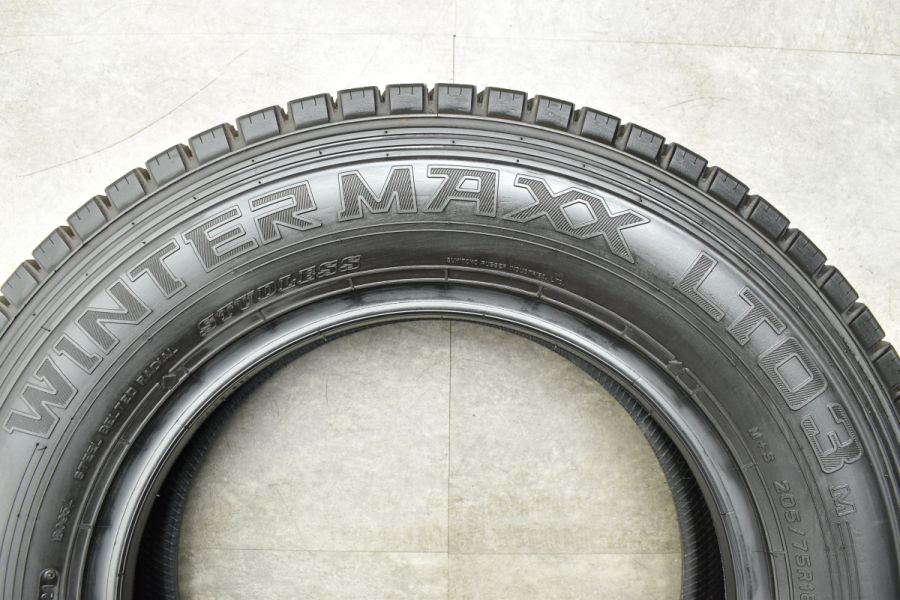 バリ溝 スタッドレス】ダンロップ ウインターマックス LT03M 205/75R16 