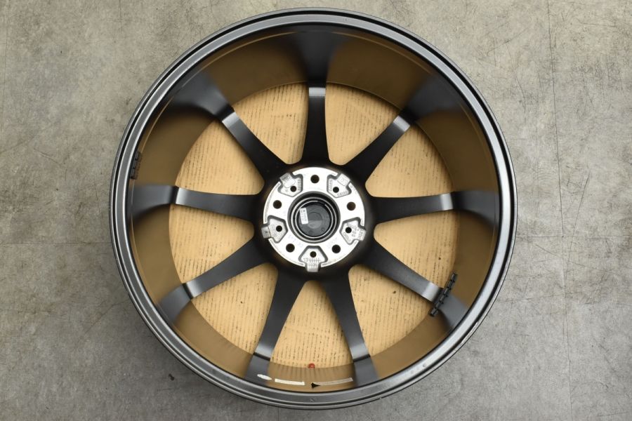 希少サイズ】クロススピード RS9 19in 8.5J 9.5J +35 PCD114.3 4