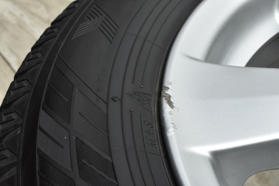 2021年製 バリ溝】トヨタ エスティマ 純正 17in 7J +50 PCD114.3