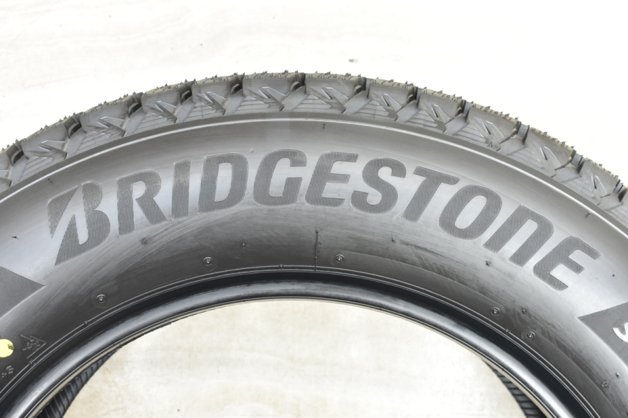 イボ残りブリヂストン BLIZZAK DM-V3 265/60R18 110Q