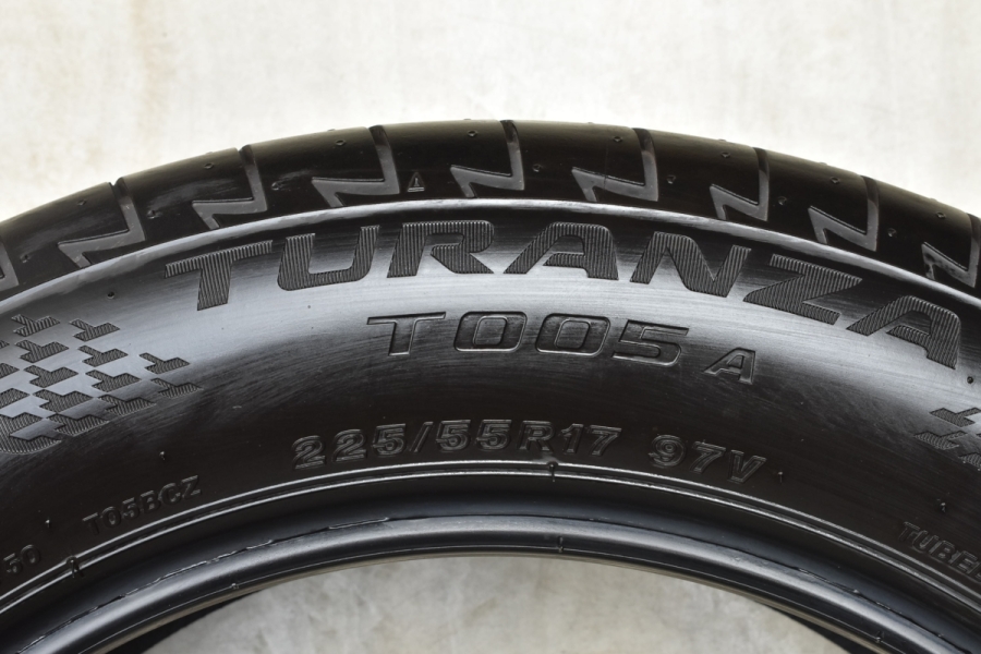 【バリ溝・国産】225/55R17 ブリヂストン トランザ　T005 バリ溝・国産】225/55R17 ブリヂストン トランザT005