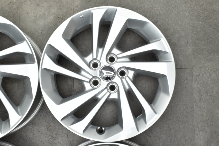 新車外し品】ダイハツ ロッキー ハイブリッド 純正 16in 6J +40 PCD100