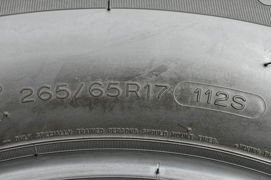 新車外し バリ溝】ミシュラン ラティチュードツアー 265/65R17 4
