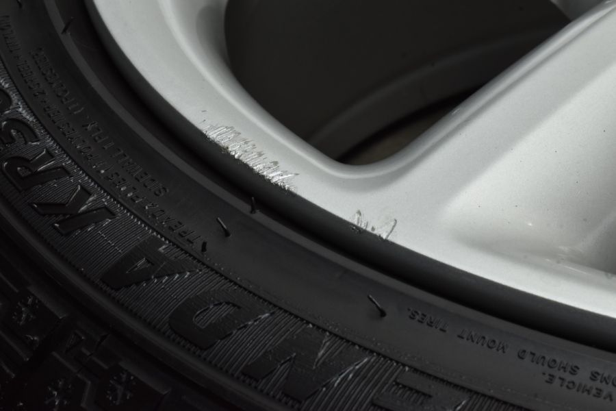 程度良好ニッサン Z33 フェアレディZ バージョンST 純正 18in 8J +30