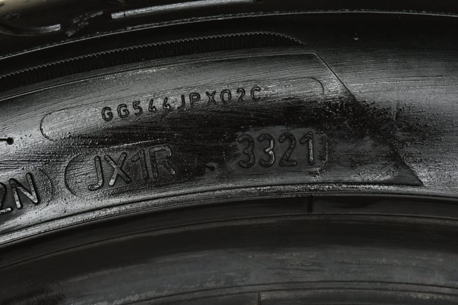 大注目 ☆送料込☆ランフラット☆イーグル 255/40R18 アシンメトリック