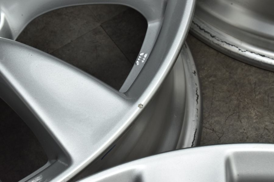 美品】ニッサン Y51 フーガ 純正 18in 8J +43 PCD114.3 ENKEI製