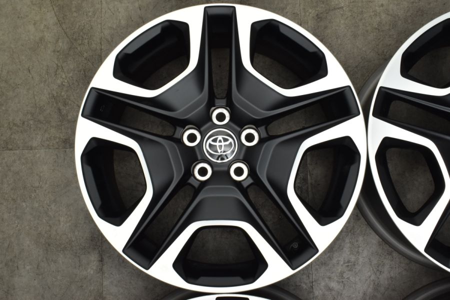 納車前外し　RAV4 アドベンチャー後期 純正タイヤホイールセット 納車前外し RAV4 アドベンチャー後期 純正タイヤホイールセット 2022年