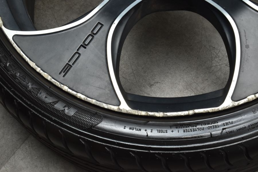 ベルサス ドルチェ オッティモ 19in 8J +45 PCD114.3 マックストレック 235/35R19 カムリ クラウン プリウスα  スカイライン