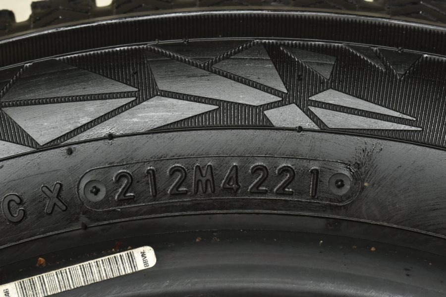 【使用わずかバリ溝 スタッドレス】トーヨー オブザーブ GIZ2 165/65R14 4本 2021年製 タンク ルーミー パッソ ソリオ トール