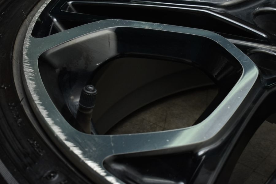 バリ溝】スズキ ZC33S スイフトスポーツ 純正 17in 6.5J +50 PCD114.3