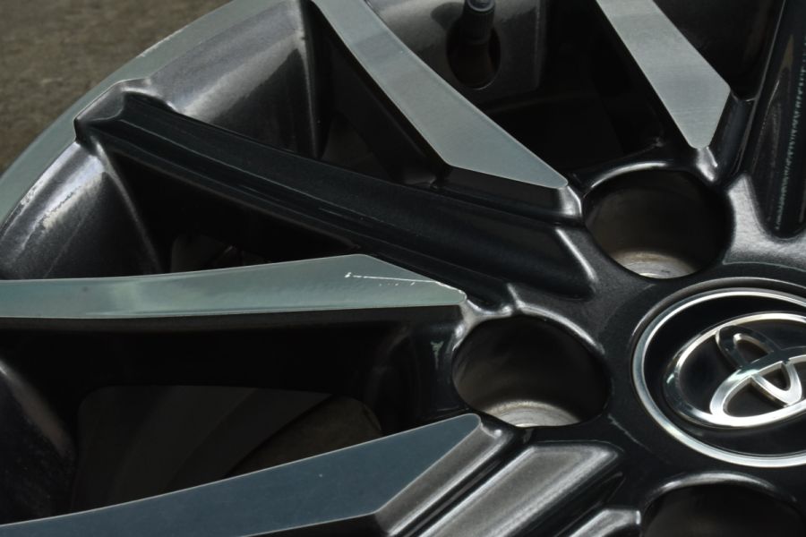 スタッドレス用等に】トヨタ 80 ノア ヴォクシー 純正 16in 6J+50