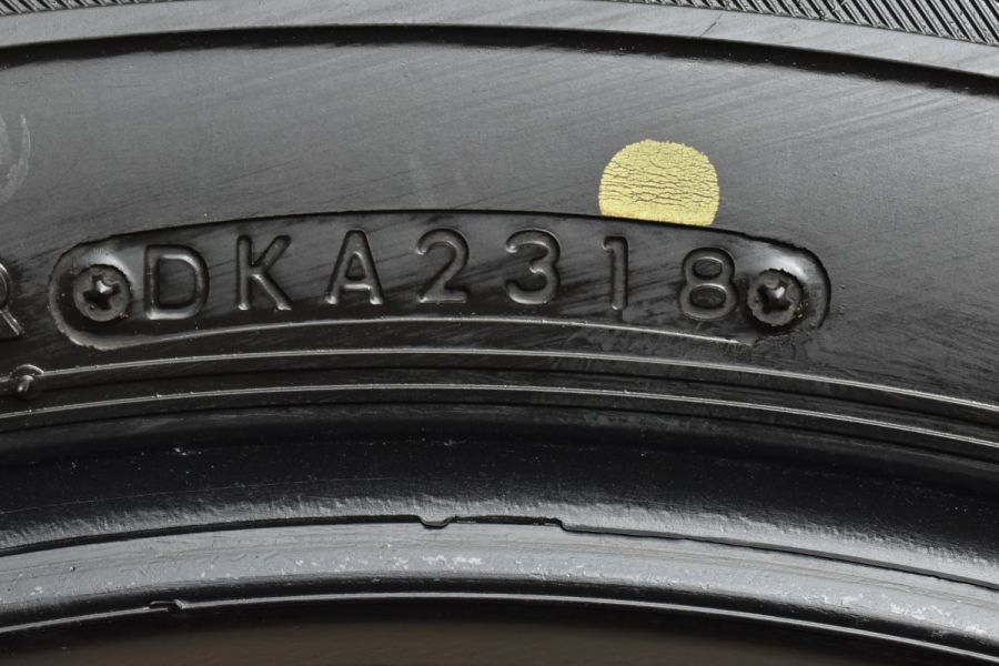 ブリヂストン ブリザック VRX 215/60R17 4本セット C-HR カローラ