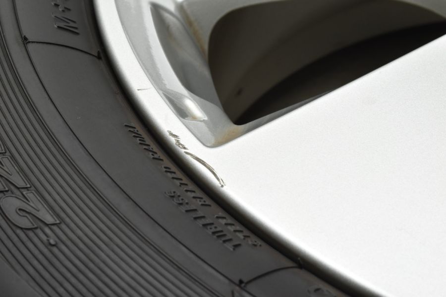 バリ溝】スバル レガシィアウトバック 純正 17in 7J +48 PCD100