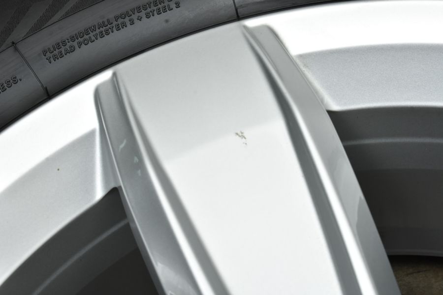 2022年製 バリ溝】フォルクスワーゲン ティグアン 純正 17in 6.5J +38