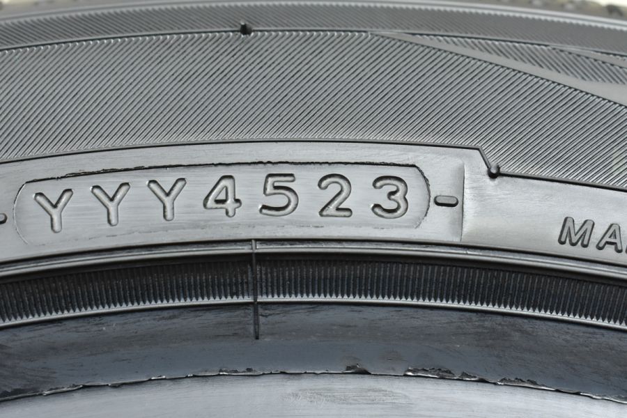 2023年製 新車外し品】ヨコハマ ブルーアース GT AE51 225/45R18
