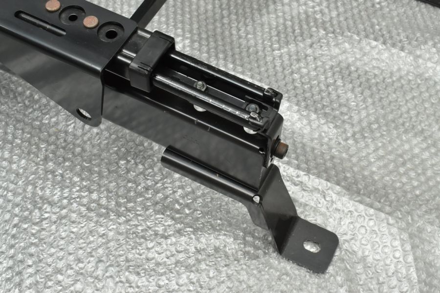 程度良好品】レカロ シートレール KEIPER カイパー社 C26 セレナ