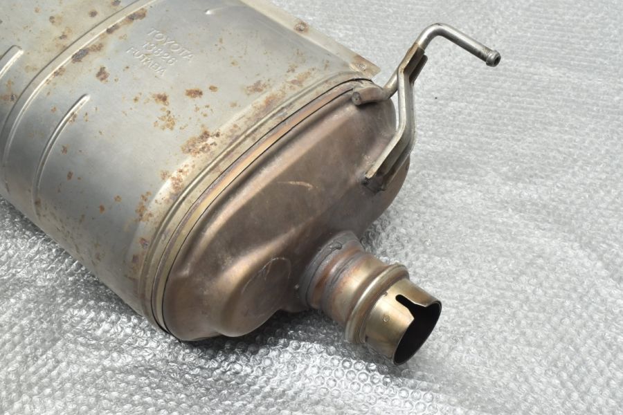 正規品】トヨタ ランドクルーザー 200 純正 センターマフラー 1点 品番
