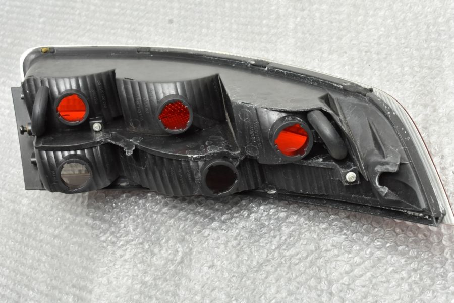 正規品】ポルシェ 997 911 カレラ 純正 テールライト 右側 品番