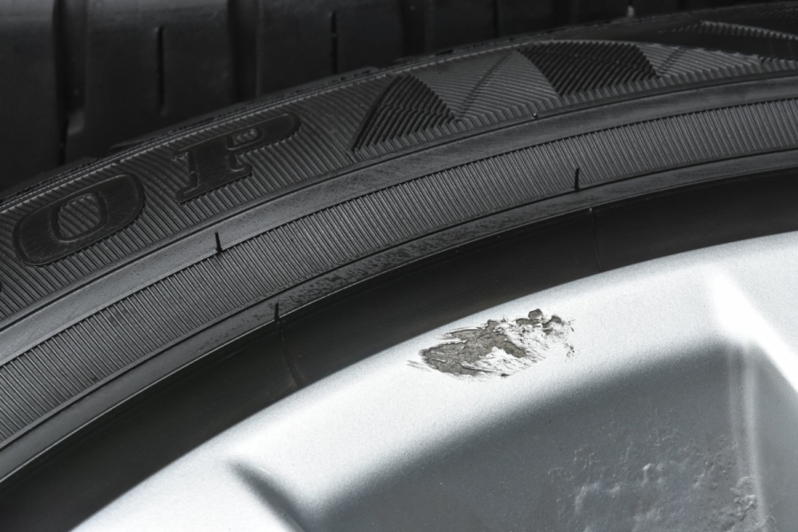 【9.5分１４年】225/55R17 ダンロップ ENASAVE RV504 着払限定★