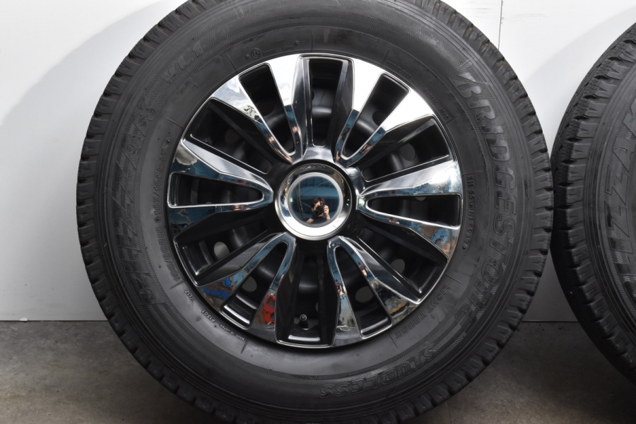 ハイエース純正タイヤ　ほぼ新品　ブリヂストン195/80R15 BRIDGESTONE トヨタ ハイエース(200系)用 195/80R15 107/105L