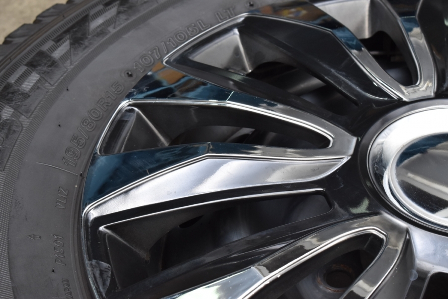 トヨタ 200系 ハイエース レジアスエース 純正 15in 6J +35 PCD139.7 