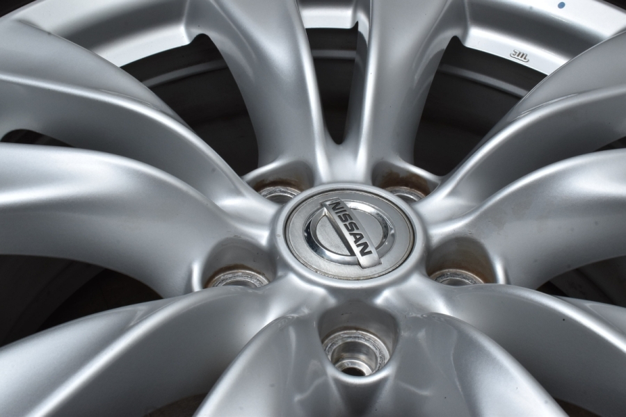 フーガ〜8/18(月)まで発送不可〜専用ですREGNO GR-245/50R18 Amazon.co.jp: REGNO GR-XIII 245/50R18 100W : スポーツ