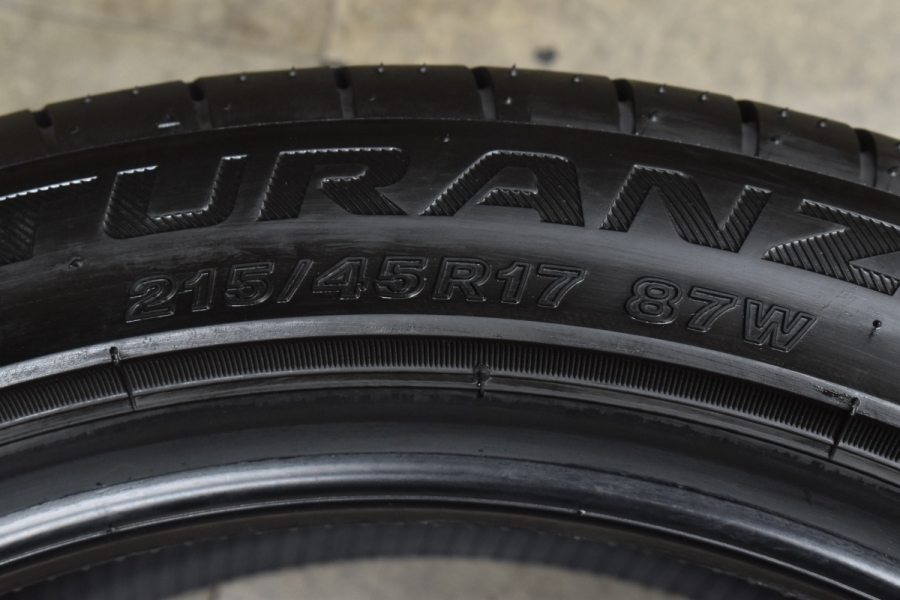 2021年 ブリヂストン TURANZA T002 215/45R17 1本のみ ブリヂストン TURANZA T002 215/45R17 87W 価格比較 - 価格.com
