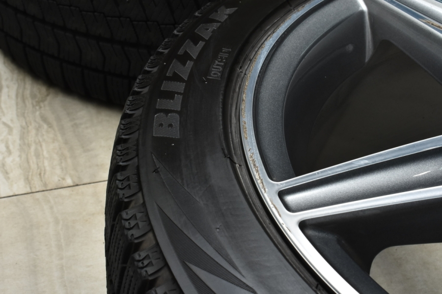 正規品】ベンツ W205 Cクラス AMGライン 純正 18in 7.5J +44 8.5J +49
