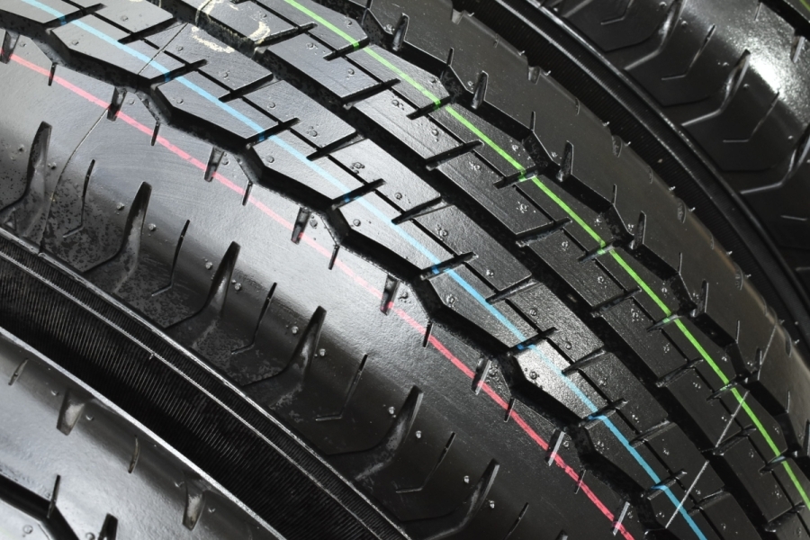 2022年製 新車外し バリ溝 美品】トヨタ 200 ハイエース 純正