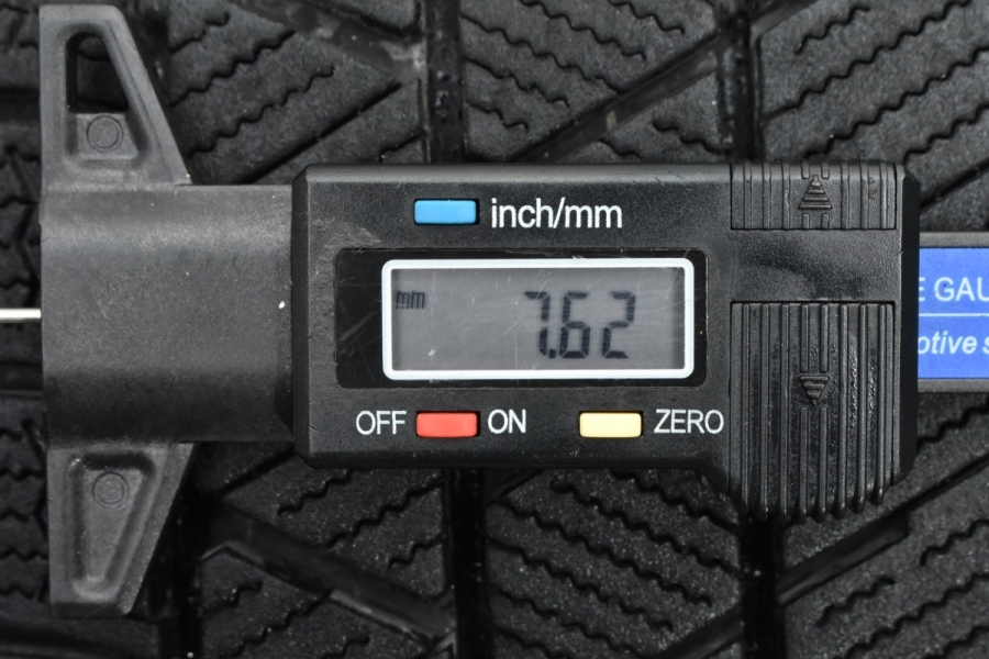 2022年製 超バリ溝 VRX3】ブリヂストン ブリザック 185/60R15 4本