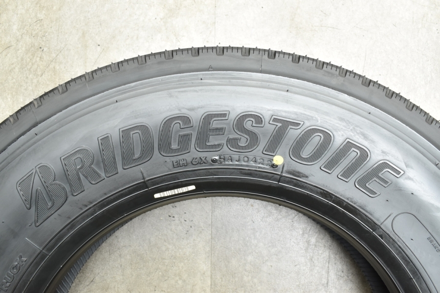 2022/21年製 未使用品】ブリヂストン デュラビス R207 205/80R17