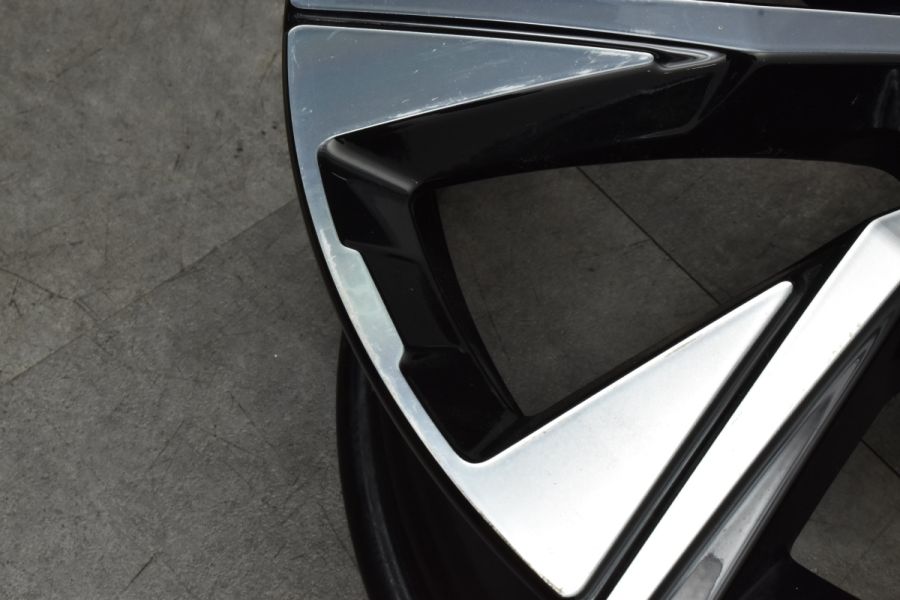 正規品】ボルボ XC60 純正 19in 7.5J +50.5 PCD108 1本 品番:32358566