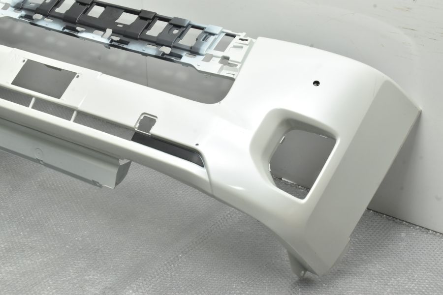 専用引取り限定【中古】ハイエース200系フロントバンパー　ホワイトパール 良好品】トヨタ 200系 ハイエース 4型 純正 標準 ナローボディ