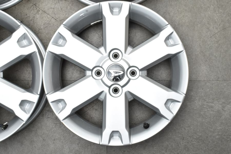 新車外し 美品】ダイハツ タフト クロムベンチャー 純正 15in 4.5J +45