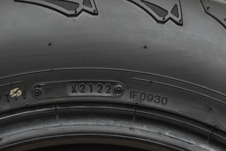 使用わずか 2022年製】ダンロップ グラントレック AT5 215/70R16 4本