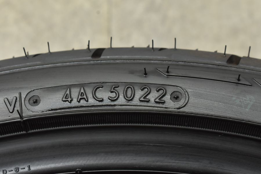 【2022年製 未走行 バリ溝】ニットー NT555 G2 255/30R21 2本 レクサス LS アルファード ヴェルファイア ベンツ W213  Eクラス