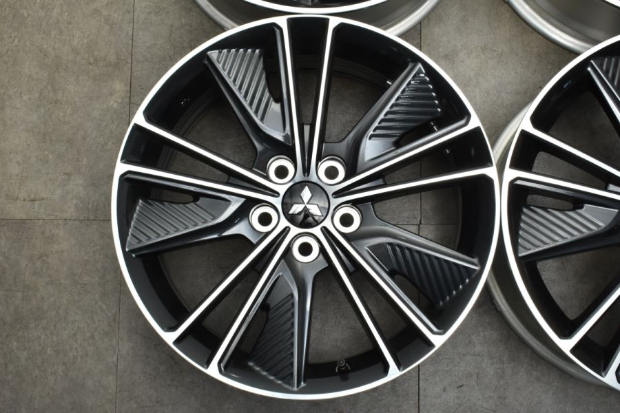 新車外し品】ミツビシ デリカ D:5 アーバンギア 純正 18in 7J +