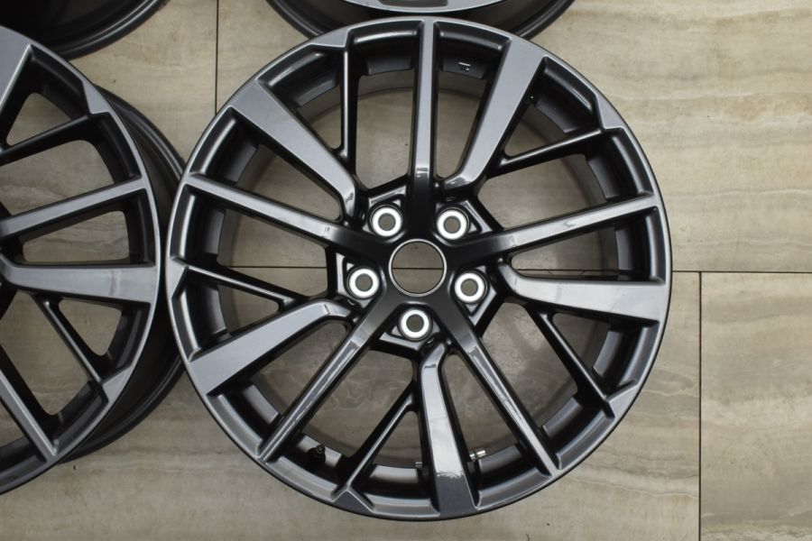 新車外し 美品】スバル WRX S4 純正 18in 8.5J +55 PCD114.3 4本