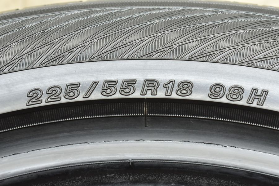 2023年製 新車外し品】ヨコハマ アドバン dB V552 225/55R18 4本セット ZR-V エクストレイル フォレスター アウトランダー  デリカD:5 中古 タイヤのみ | パーツ販売ナンバーワン