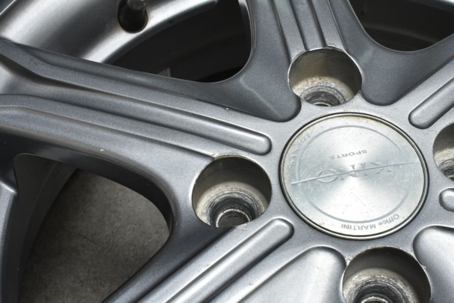 バリ溝】KINO 14in 4.5J +43 PCD100 ブリヂストン ブリザック VRX 165