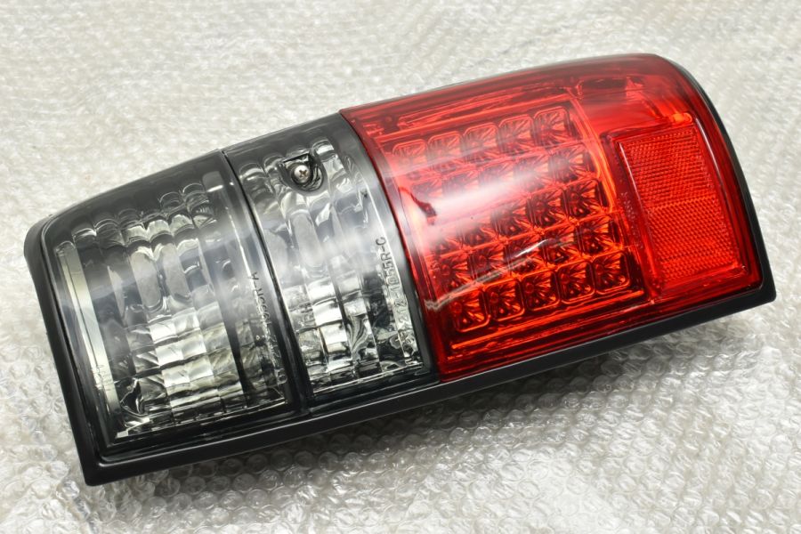 2026年最新ランクル80 80ランクル 純正テールランプ 左右セット 中古品