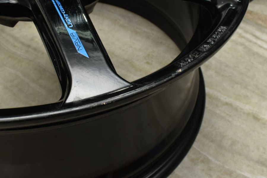 レオニス ナヴィア07 17in 7J +47 PCD100 4本セット 86 プリウス