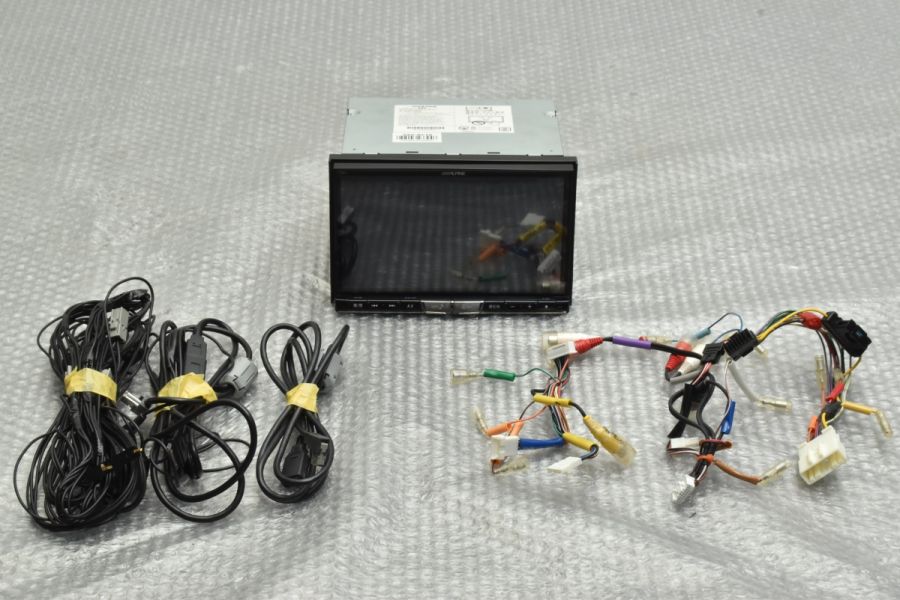 程度良好品】アルパイン 8インチ ナビゲーション X8V AL10 程度良好品】アルパイン 8インチ ナビゲーション X8V AL10