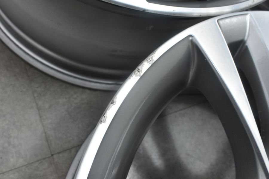 正規品】BMW F30 F31 3シリーズ 純正 18in 8J +34 PCD120 4本